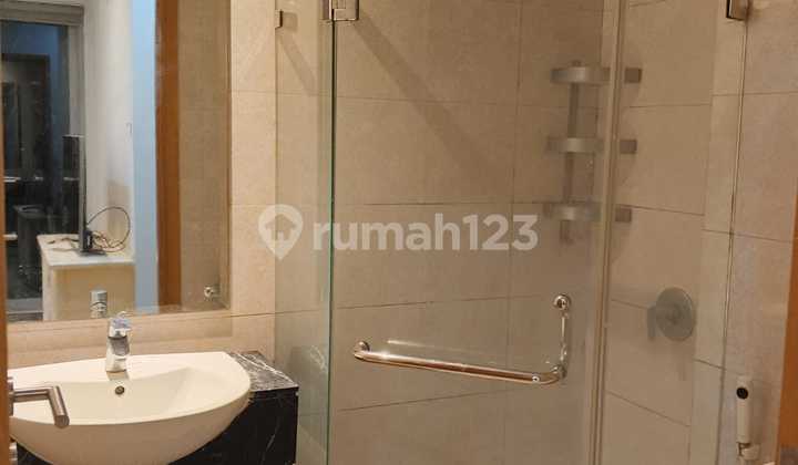 Apartemen Furnished emerald 2 Kamar Tidur 1