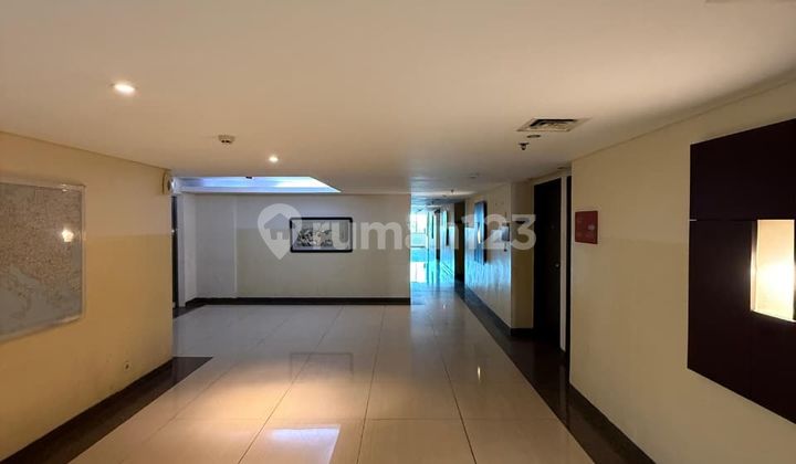 Hotel Building can be used for Offices in Tambora, West Jakarta 2