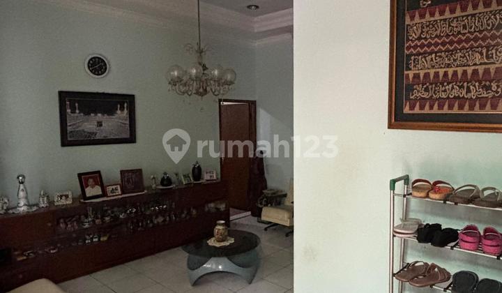 Rumah 2 Lantai Siap Huni di Daerah Tebet Barat 2