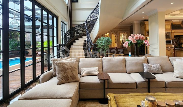 Rumah Mewah Fully Furnished Kemang Jakarta Selatan SHM