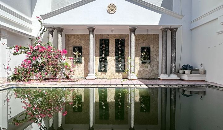 Dibawah NJOP, Rumah Terawat 2 Lantai di Mega Kuningan