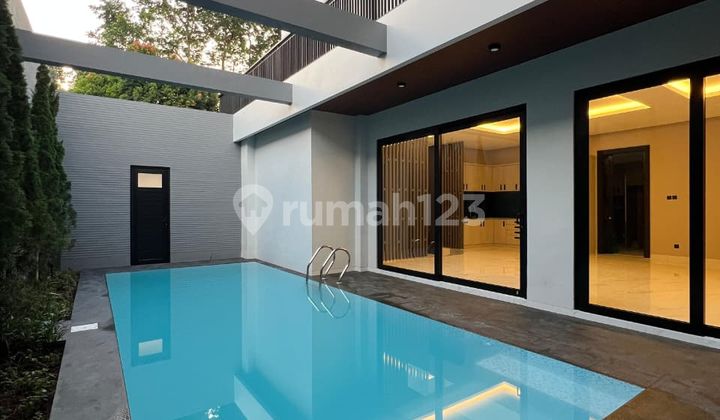 Brand New Rumah Cantik Dalam Komplek di Lebak Bulus