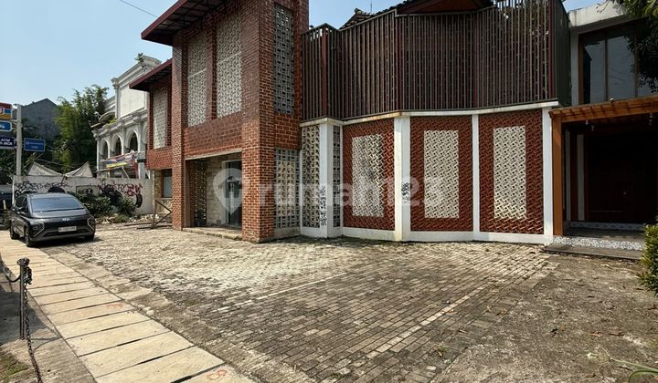 Bangunan Komersil Siap Pakai di Kemang, Jakarta Selatan