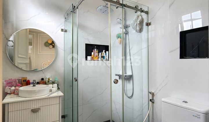 2-Story Luxury House Ready to Occupy in Pondok Indah, South Jakarta 2