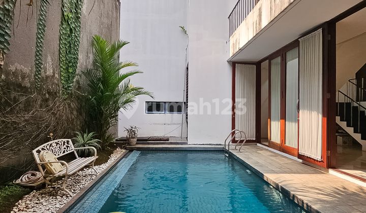 Nice 2-Story House for Sale in Kemang, South Jakarta