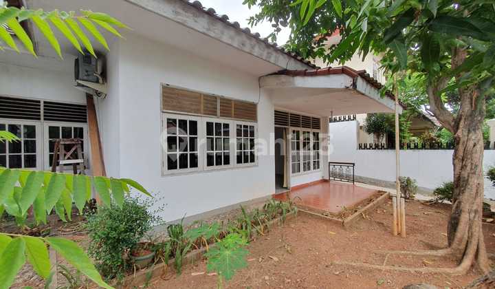 Rumah Siap Huni di Cendrawasih Sektor 1 Bintaro Jaya