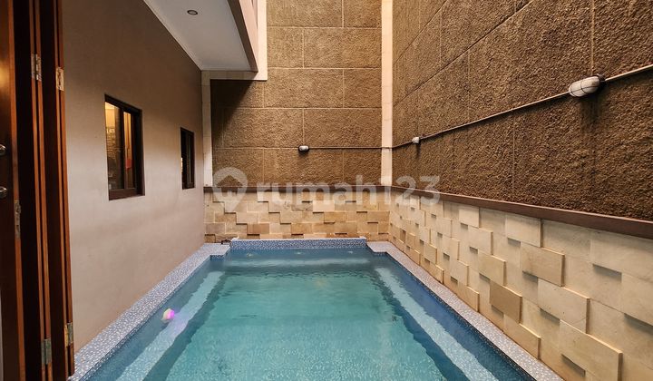 Rumah Mewah 2 Lantai Lokasi Strategis di Veteran Rumah Mewah 2 Lantai Lokasi Strategis di Veteran