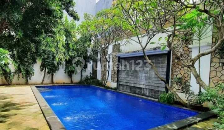 Rumah Cantik 2 Lantai di Cipete, Jakarta Selatan