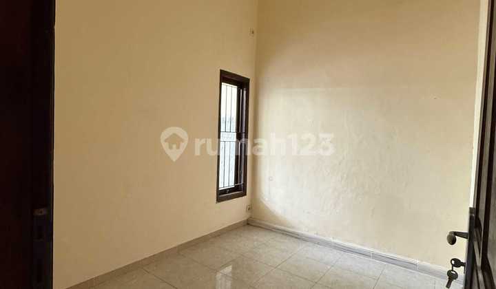 Dijual Murah Rumah di Pondok Jati