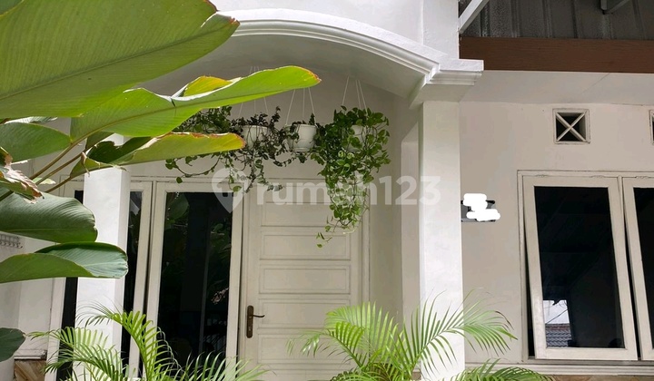 For Sale Villa Jasmine House, Sidoarjo City Center