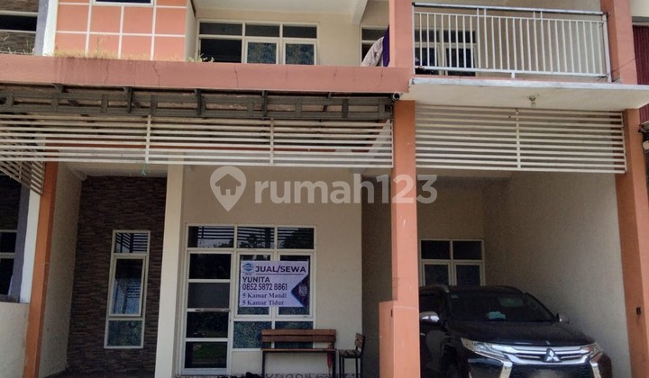For Rent: Shop House in Park Royal Regency For Rent: Shop House in Park Royal Regency