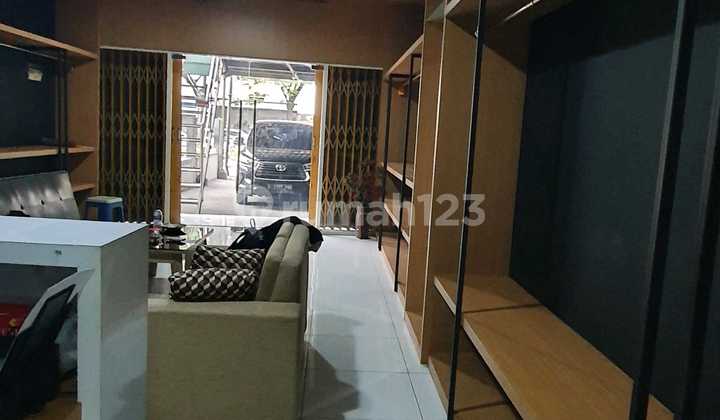 Ruko 3 Lantai Furnished Jl Raya Ponti Sidoarjo Strategis