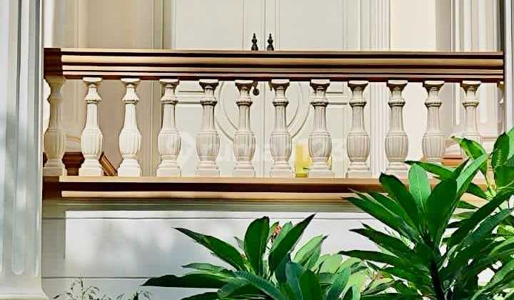 For Sale: Hook House in Puri Widya Kencana, Citraland, 5 Bedrooms 3 Bathrooms, Semi-Furnished, Near Ciputra School. 2