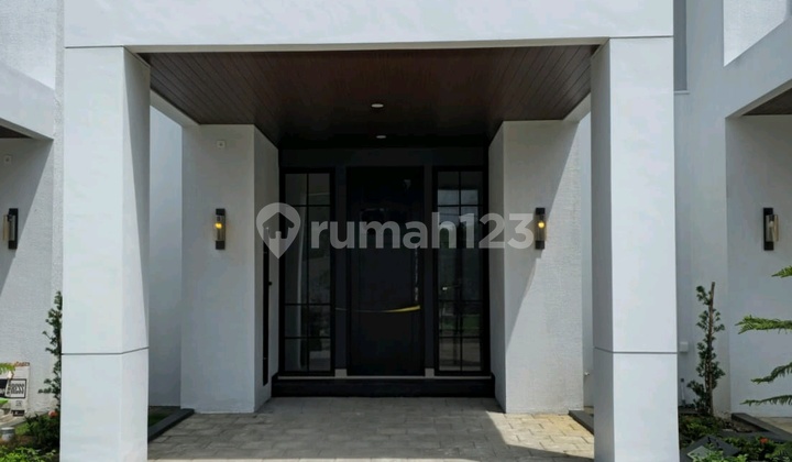 Disewakan Rumah Baru Gress Mansion Nine Type Lyndon 2Lt 3Kt Lt60m Full Furnish Menganti Surabaya Barat Disewakan Rumah Baru Gress Mansion Nine Type Lyndon 2Lt 3Kt Lt60m Full Furnish Menganti Surabaya Barat