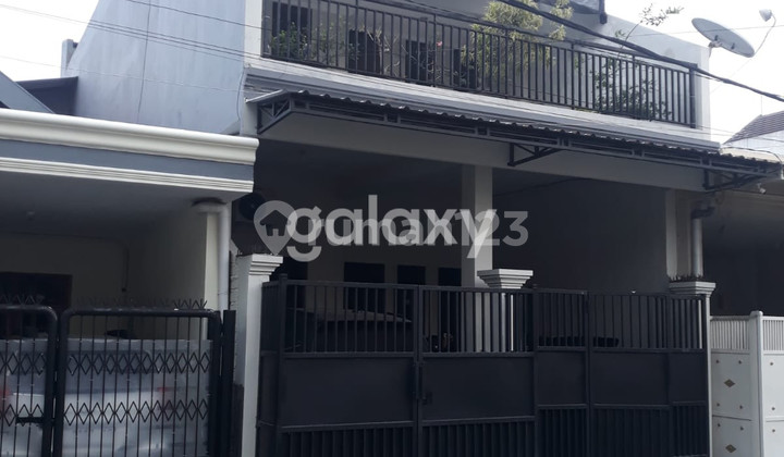 Rumah di Surabaya lokasi di Griya Kebraon Praja