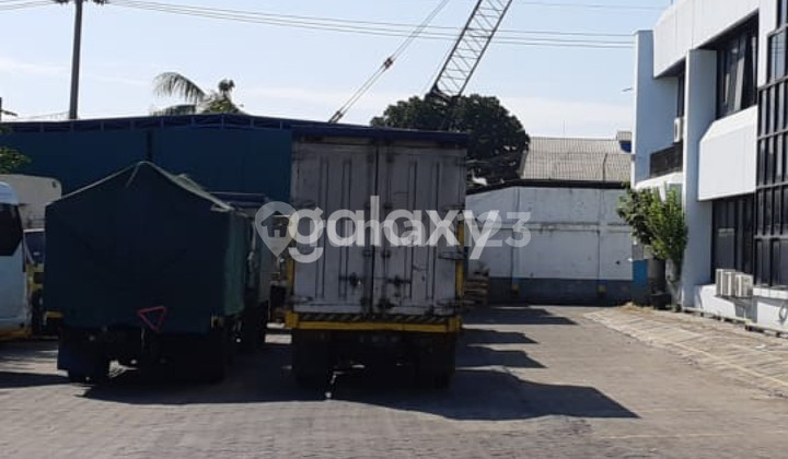 Eks Pabrik di Nol Jalan Raya Kletek Sidoarjo