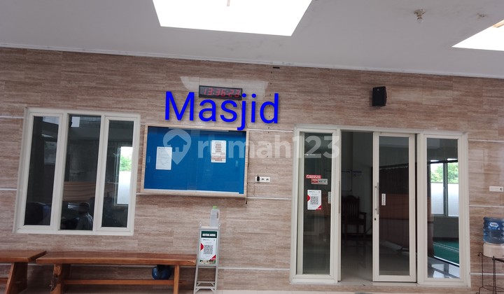 For Sale 1 & 2 Story House in Strategic Location, Mefet Surabaya. Located in Alana Regency Tambak Oso Housing, Jl. Gajah Putih, Tambakoso, Waru, Sidoarjo, East Java, Indonesia, 61256, Sedati.