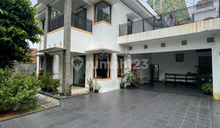 Rare Find !!! Aesthetic Luxury House in BPPB Complex, Bogor City 2