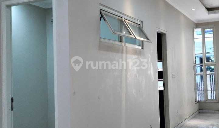 Rumah Baru di Darmo Permai Utara 2