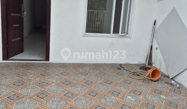 Cheap!! For Sale 2-Story House Ready to Live in Kelapa Gading, Already Elevated from the Road Cheap!! For Sale 2-Story House Ready to Live in Kelapa Gading, Already Elevated from the Road