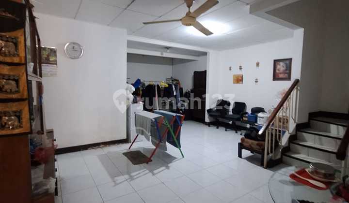 DIJUAL RUMAH KELAPA PUAN TIMUR SHM UNFURNISHED