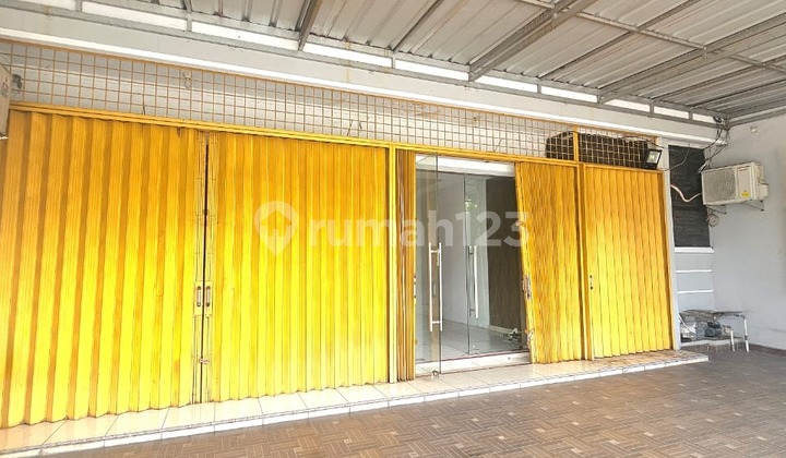 Cheap!! For Rent Shop House Suitable for Cafe or Office in Harapan Indah