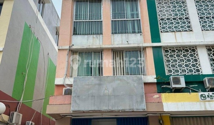 Murah !! Dijual Ruko 3,5 Lantai di Cempaka Mas Lokasi Strategis Cocokuntuk Kantor atau Retail Murah !! Dijual Ruko 3,5 Lantai di Cempaka Mas Lokasi Strategis Cocokuntuk Kantor atau Retail