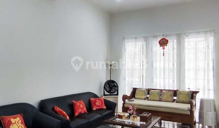 Murah !! Dijual Rumah 2,5 Lantai Mewah Siap Huni Didala Cluster 2