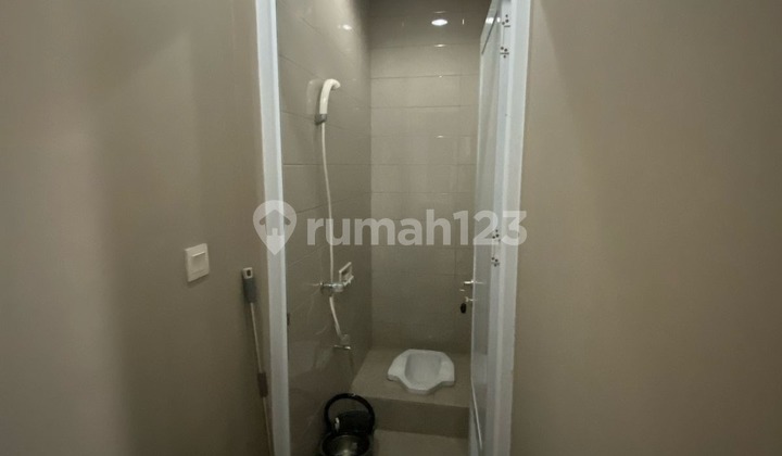 Murah !! Dijual Rumah di Sedayu Sudah 3 Lantai Furnished Siap Huni Fasilitas Lengkap 2