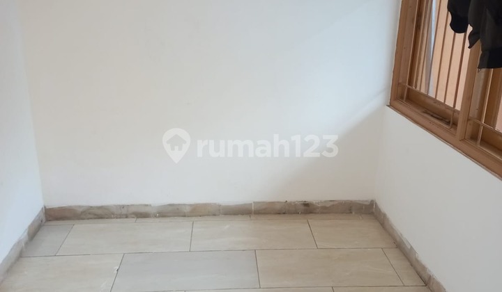 Cheap !! 1-Story House Ready to Occupy for Sale in Margasari Tangerang 2