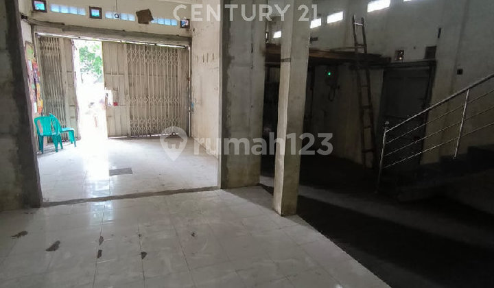 Strategic Shop House in Pasirkoja. Passive Income Already Rented Out. 2