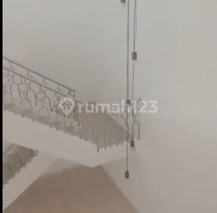 Dijual Rumah Cantik Siap Huni di Modernland Tangerang 2