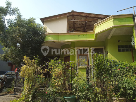 Beautiful Ready-to-Live House Strategically Located in Villa Ciomas Bogor