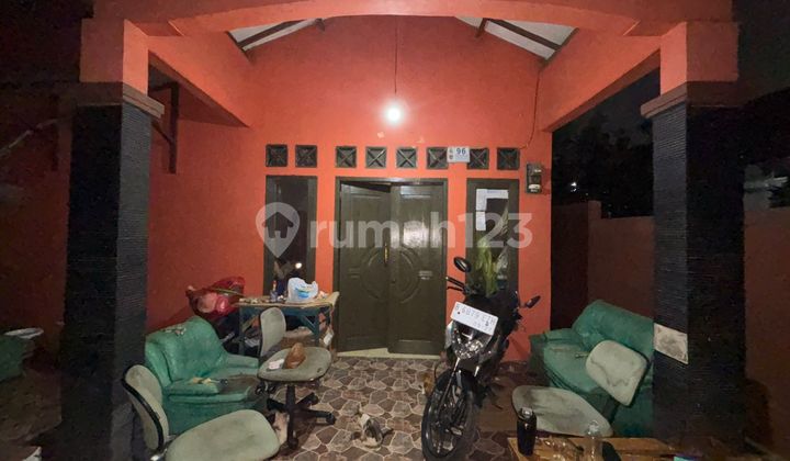 For Sale Beautiful House Ready to Occupancy Strategic Location in Limo, Depok 2