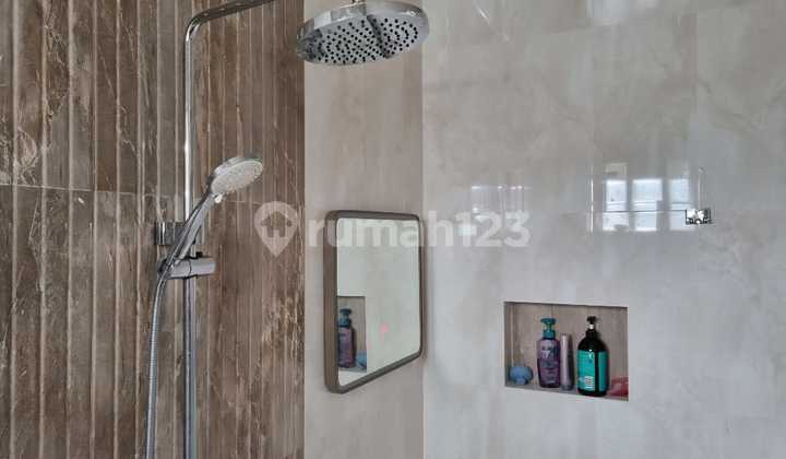 Dijual Rumah Siap Huni dengan Lingkungan Nyaman di Duta Bintaro 2