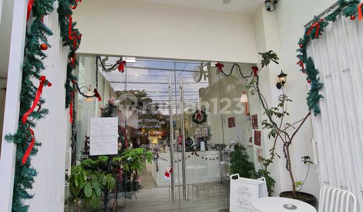 Luxurious and New Two-Story Shophouse in Benda Raya Kemang with Spacious Parking