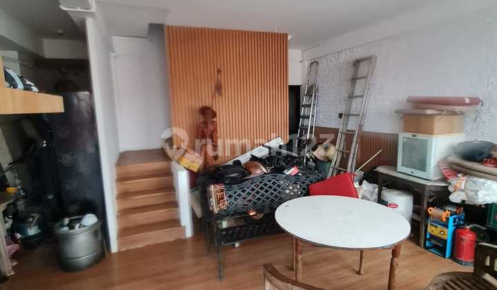 1-Storey Small-Sized Shop House on Antasari Raya in the Restaurant Area with High Sales Rating 2