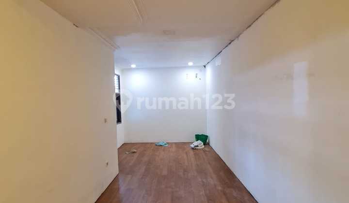 Ruang Usaha 21 Mtr Harga Harga Termurah di Benda Kemang