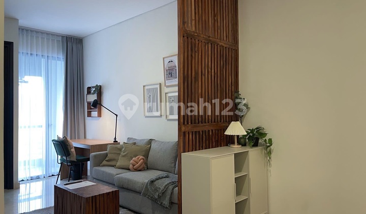 Sewa Apartemen Sudirman Suite 2br Furnished  1