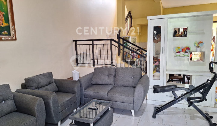 Rumah Tropikana Jababeka Dekat Depan Taman Botanik