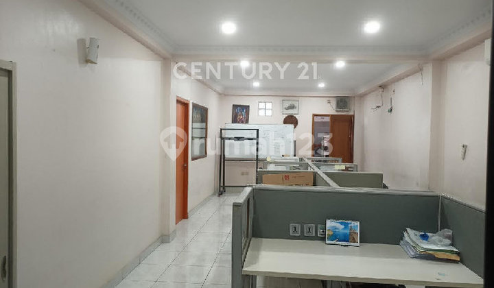 FOR SALE FAST OFFICE HOUSE IN CENTRAL CIKARANG TAPIR AREA 1