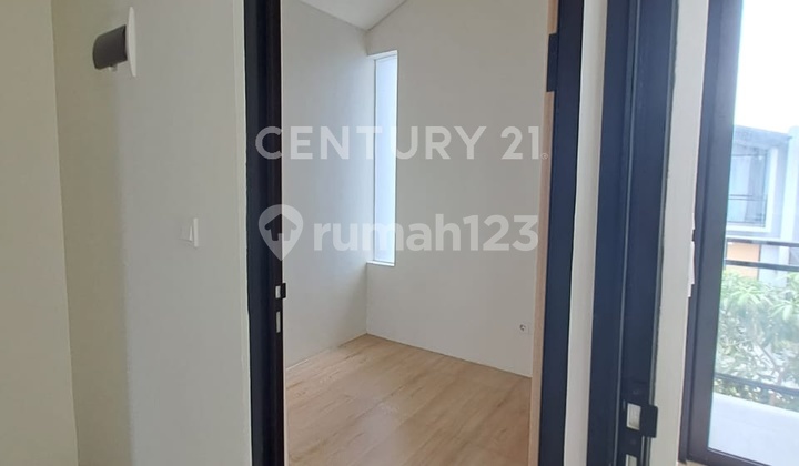 Ready to Occupy House in Up Town Cluster, Lippo Cikarang