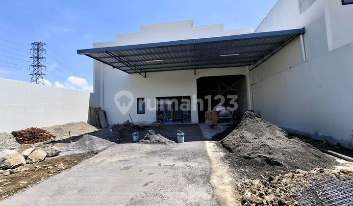New Warehouse, Spacious, Strategic, 5 Minutes from Margaasih Kopo Toll.