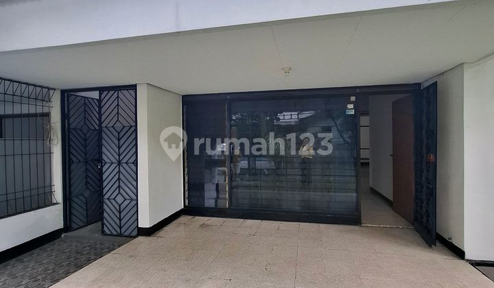Rumah Hook Adem dan Tenang Dekat ke Kota di Sumber Sari Mainroad Rumah Hook Adem dan Tenang Dekat ke Kota di Sumber Sari Mainroad