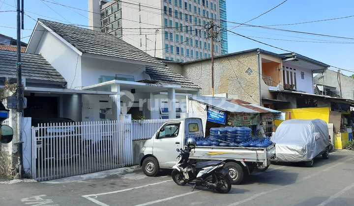 Super Strategic House on Pajajaran Street, Downtown Bandung 2
