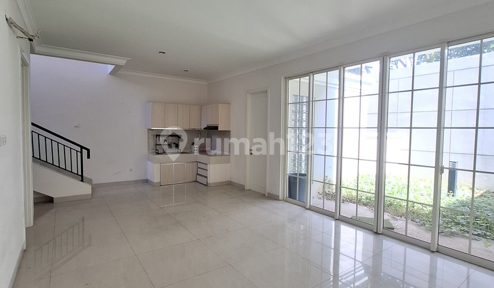 Elegant Home with Excellent Facilities Makes You Feel at Home at Podomoro Park Bandung 2