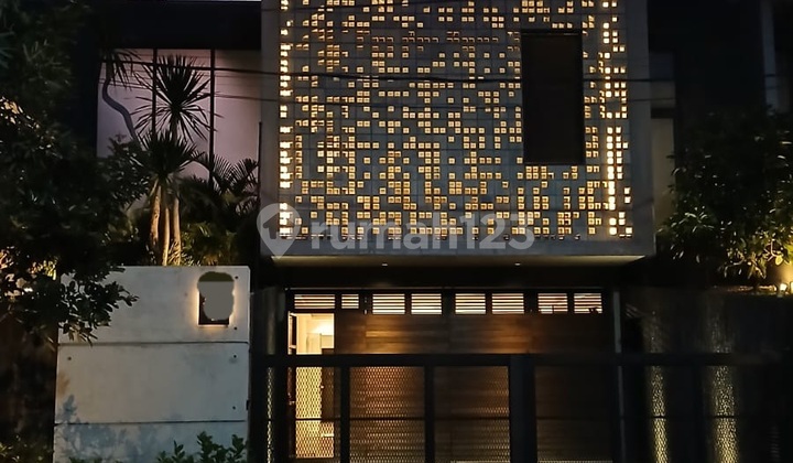 Beautiful Comfortable Quiet House in Sumbersari Complex Bandung