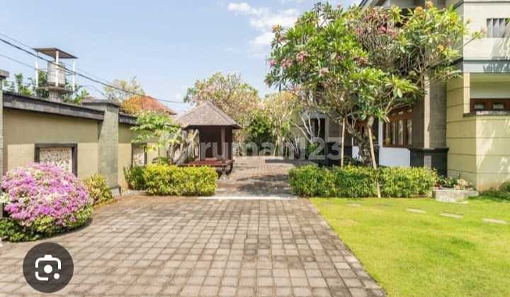 For Sale Mahakarya Hunian Elit 1.000 M2 8Br di Jantung Renon, Denpasar