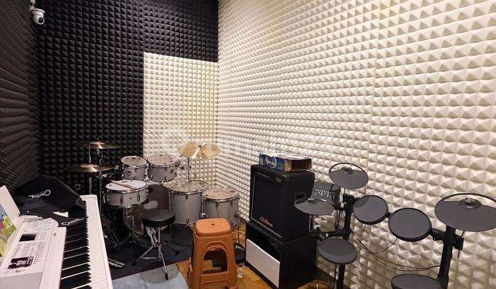 Disewakan Rumah 5Br untuk Generasi Kreatif di Pusat Kota 2