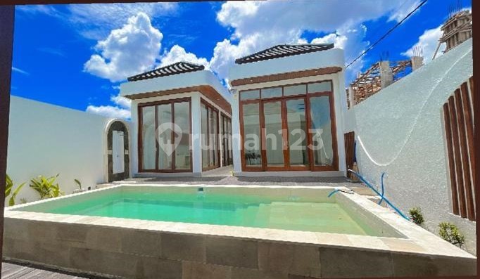 A cozy modern 3-bedroom villa in Babadan, Munggu, minutes away from Pererenan and Nuanu!